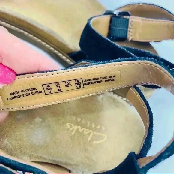 Clark’s Artisan Women's Corsio Amelia Black Soft Suede Sandals Size 11 - Picture 7 of 8